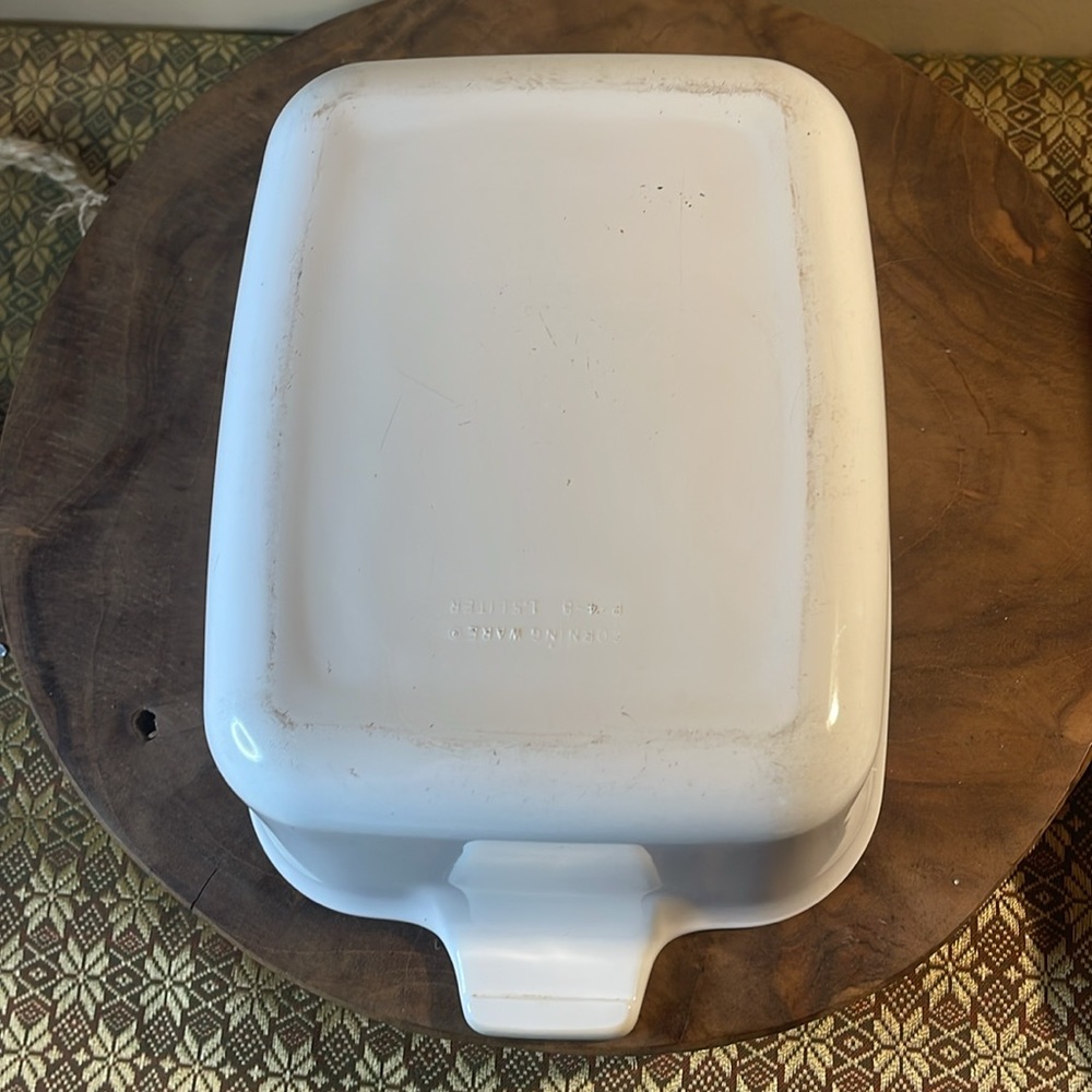 1 1/2 Quart Corning Blue Cornflower Dish - Picture 3 of 7
